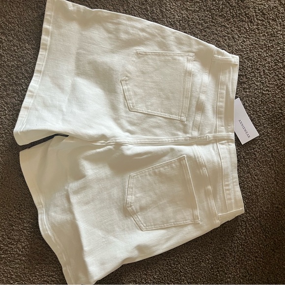 Stylish Cream Jean Shorts - Picture 3 of 6